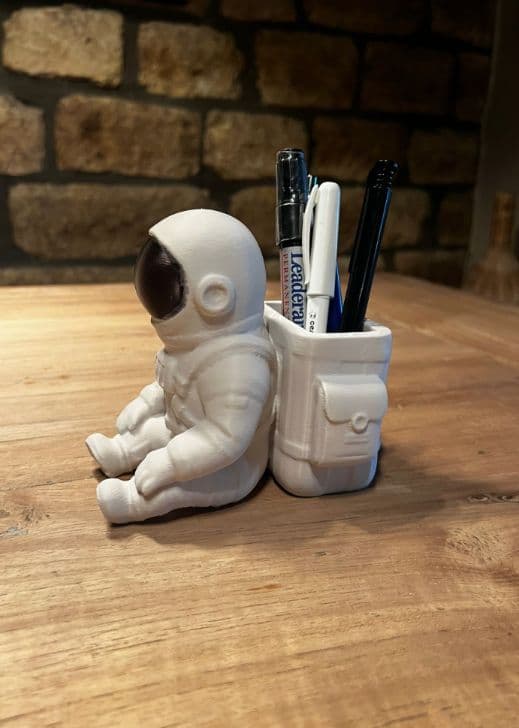 🚀 Porta Canetas Astronauta