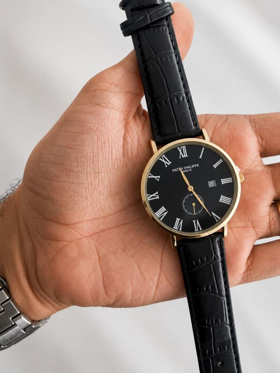 *🚨NOVIDADE🚨* ⌚️ *PATEK PHILIPPE* ⤹🅓🅔🅢🅒🅡🅘🅒̧🅐̃🅞 ➟ PRIMEIRA LINHA ➟ A BATERIA ➟ RESISTENTE A ÁGUA ➟ FUNCIONAL ➟ PULSEIRA DE COURO ➟ ELEGANTE